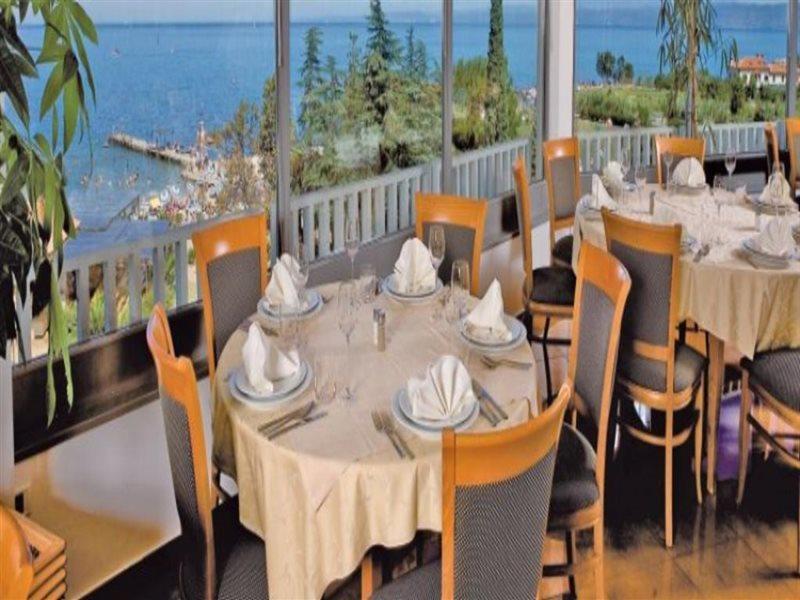 Dependences - San Simon Resort Изола Экстерьер фото